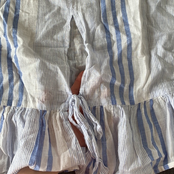 Striped Peplum Top - Picture 4 of 5